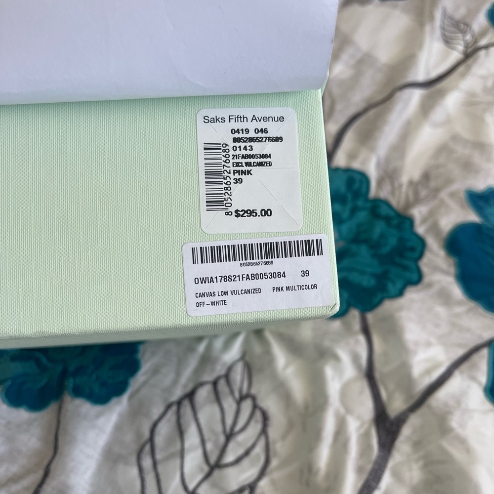 Womens Off-White